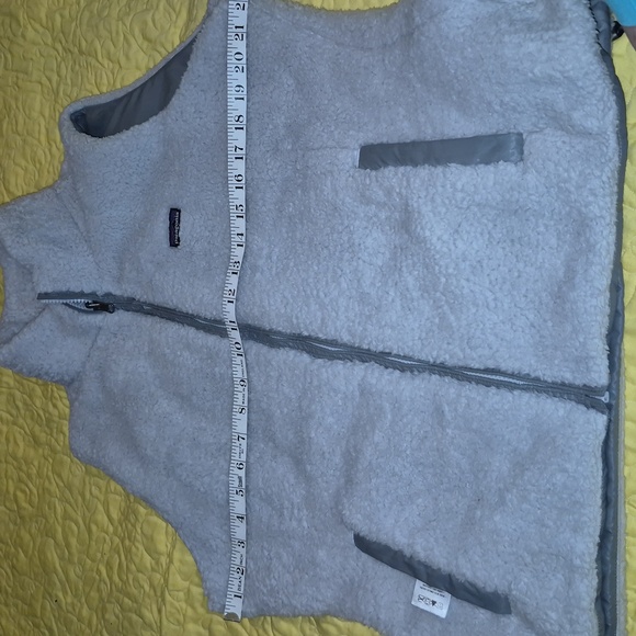 Patagonia Women's Vest - Soft Gray Fleece .(#1994).sz.XL. - Picture 7 of 14